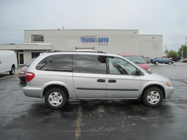 Dodge Grand Caravan 2003 photo 2