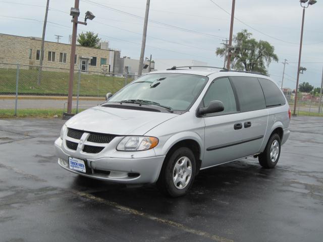 Dodge Grand Caravan 2003 photo 3