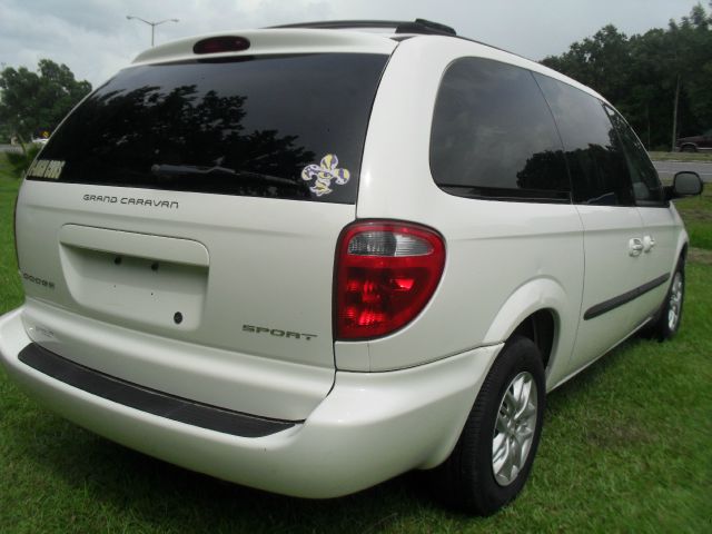 Dodge Grand Caravan 2003 photo 4