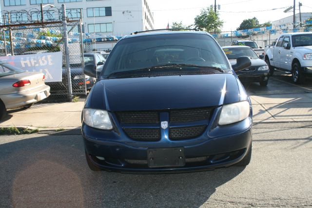 Dodge Grand Caravan 2003 photo 1