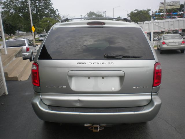 Dodge Grand Caravan 2003 photo 4