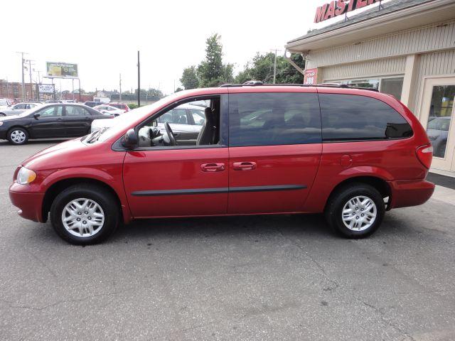 Dodge Grand Caravan 2003 photo 1