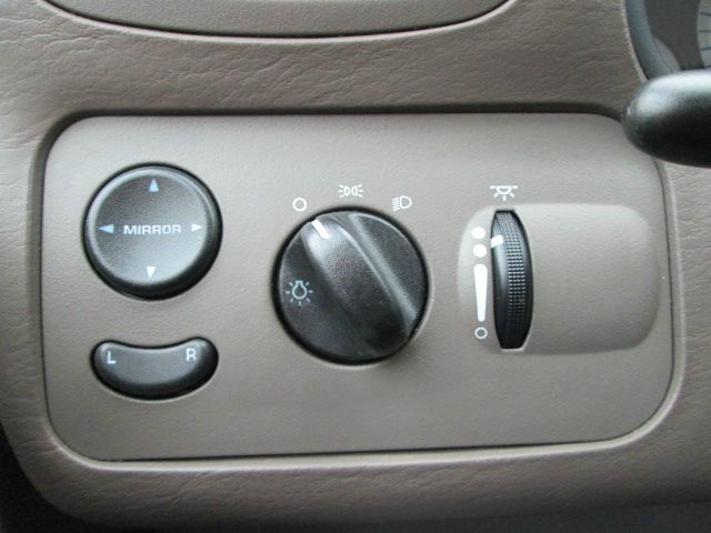 Dodge Grand Caravan 2003 photo 16