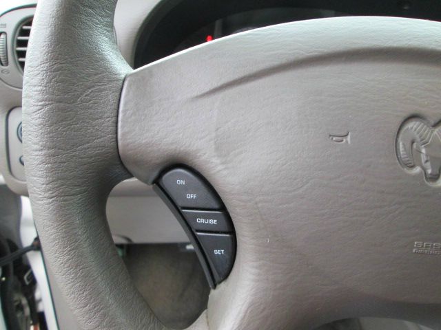 Dodge Grand Caravan 2003 photo 17