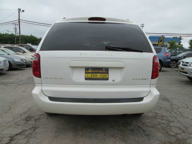 Dodge Grand Caravan 2003 photo 25