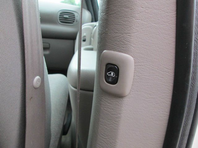 Dodge Grand Caravan 2003 photo 7