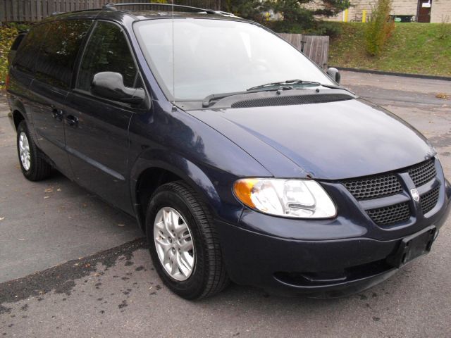 Dodge Grand Caravan 2003 photo 3