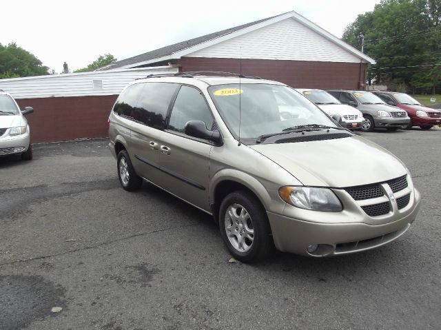 Dodge Grand Caravan 2003 photo 1