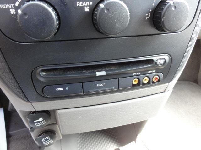 Dodge Grand Caravan 2003 photo 8