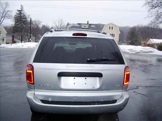 Dodge Grand Caravan 2003 photo 1