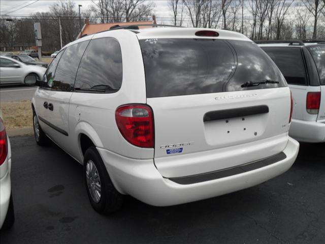 Dodge Grand Caravan 2003 photo 2