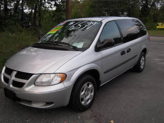 Dodge Grand Caravan 2003 photo 2