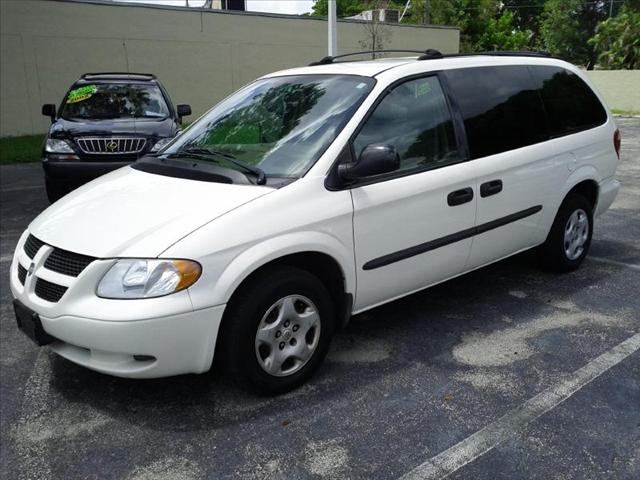 Dodge Grand Caravan 2003 photo 2