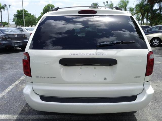 Dodge Grand Caravan 2003 photo 4