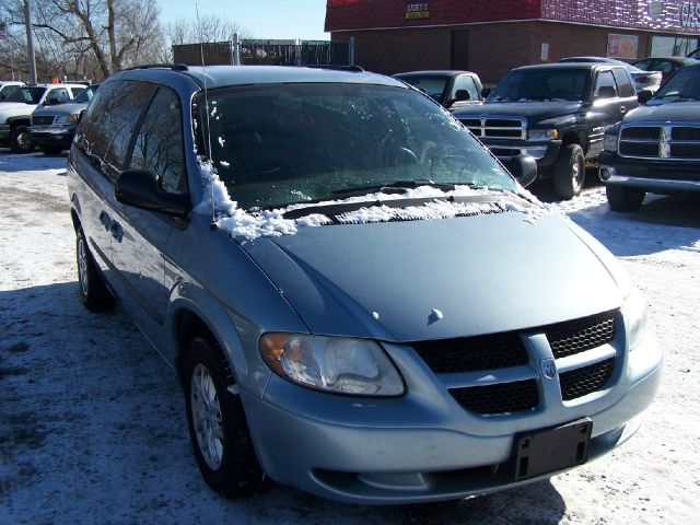 Dodge Grand Caravan 2003 photo 1