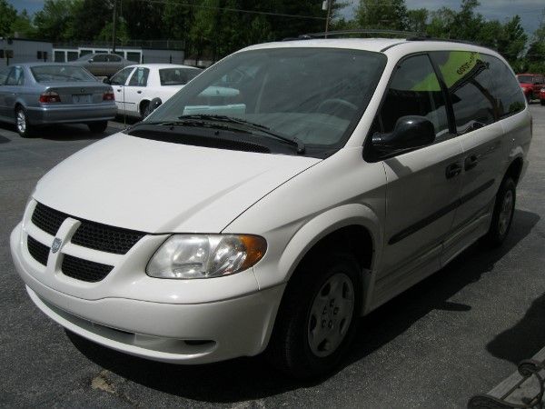 Dodge Grand Caravan 2003 photo 3