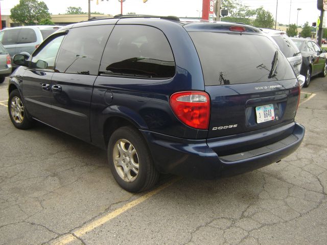 Dodge Grand Caravan 2003 photo 3