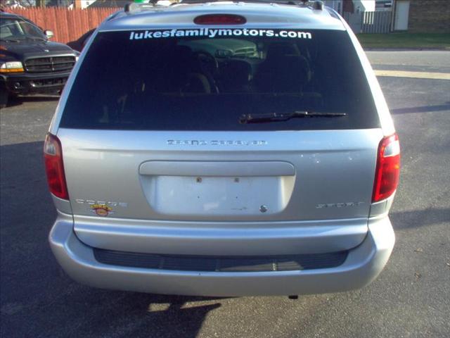 Dodge Grand Caravan 2003 photo 1