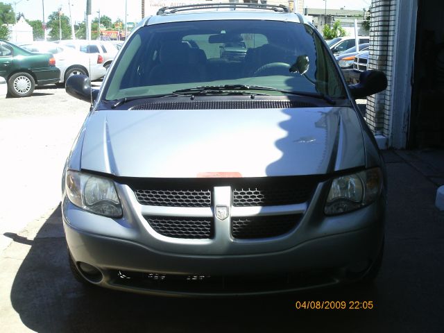 Dodge Grand Caravan 2003 photo 3