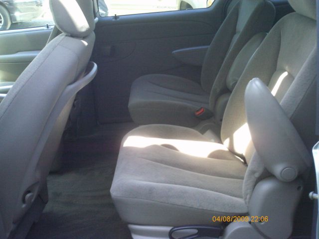 Dodge Grand Caravan 2003 photo 4