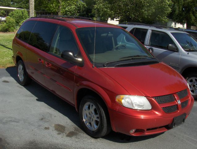 Dodge Grand Caravan 2003 photo 2