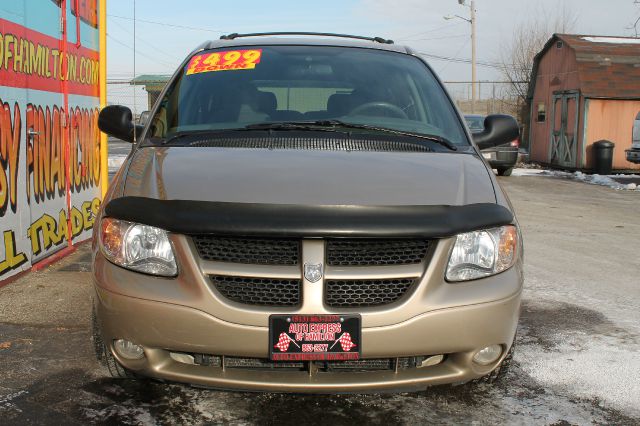 Dodge Grand Caravan 2003 photo 2