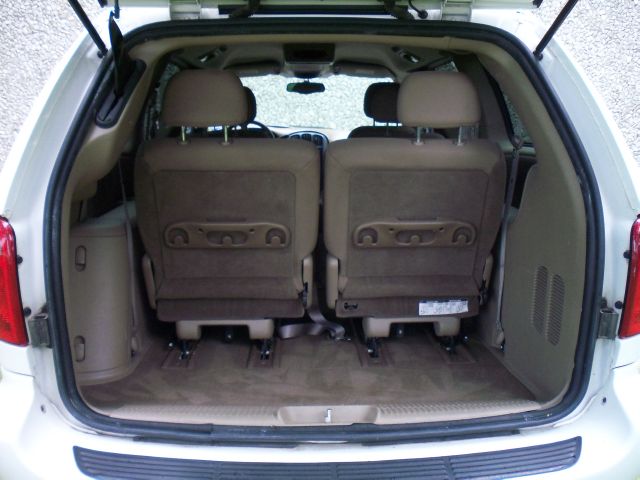 Dodge Grand Caravan 2003 photo 17