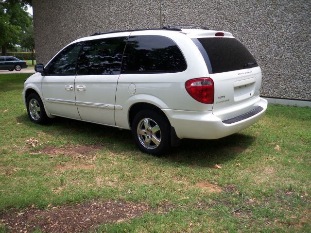 Dodge Grand Caravan 2003 photo 21