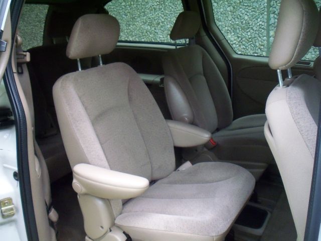 Dodge Grand Caravan 2003 photo 4