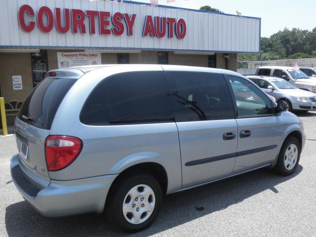 Dodge Grand Caravan 2003 photo 4