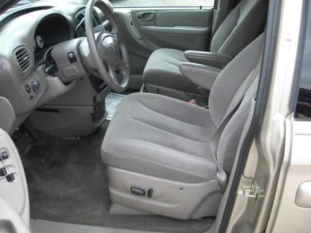 Dodge Grand Caravan 2003 photo 5