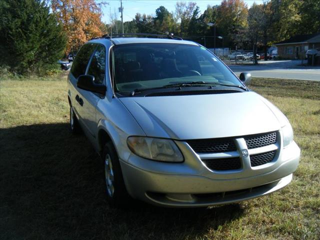 Dodge Grand Caravan 2003 photo 2