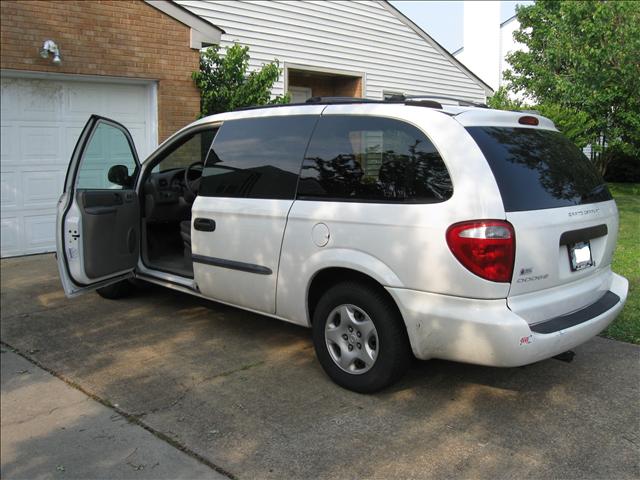 Dodge Grand Caravan 2003 photo 3