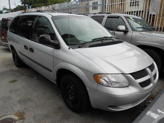 Dodge Grand Caravan 2003 photo 4