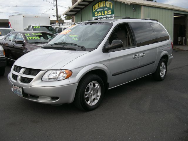 Dodge Grand Caravan 2003 photo 3