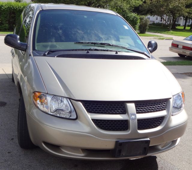 Dodge Grand Caravan 2003 photo 3