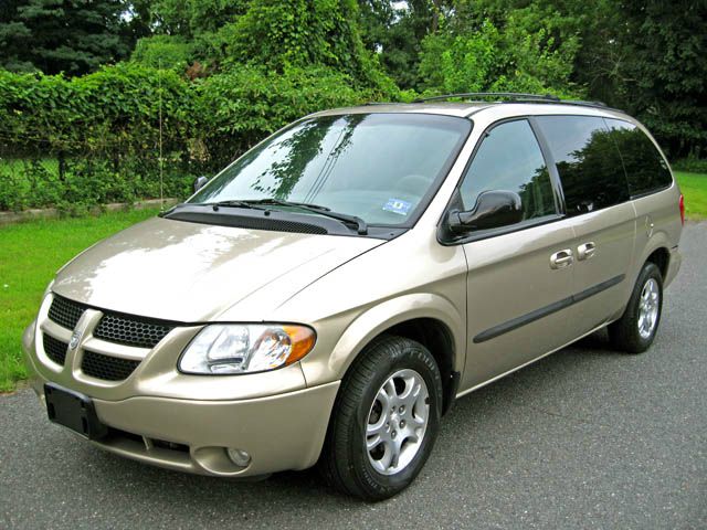 Dodge Grand Caravan 2003 photo 3