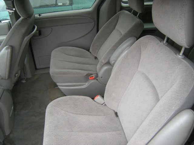 Dodge Grand Caravan 2003 photo 4