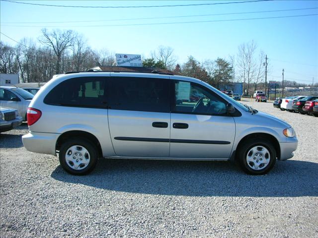 Dodge Grand Caravan 2003 photo 2