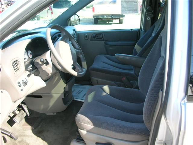 Dodge Grand Caravan 2003 photo 4