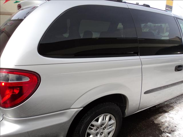 Dodge Grand Caravan 2004 photo 4