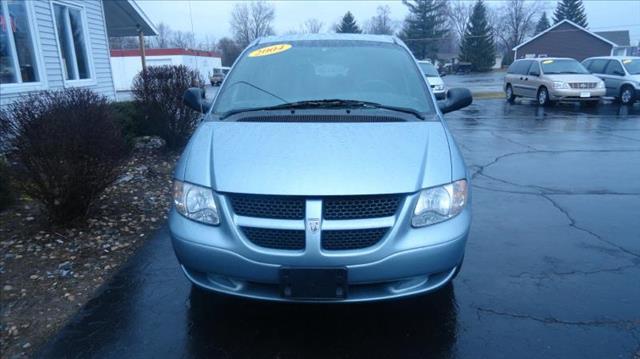 Dodge Grand Caravan 2004 photo 3