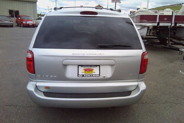 Dodge Grand Caravan 2004 photo 10