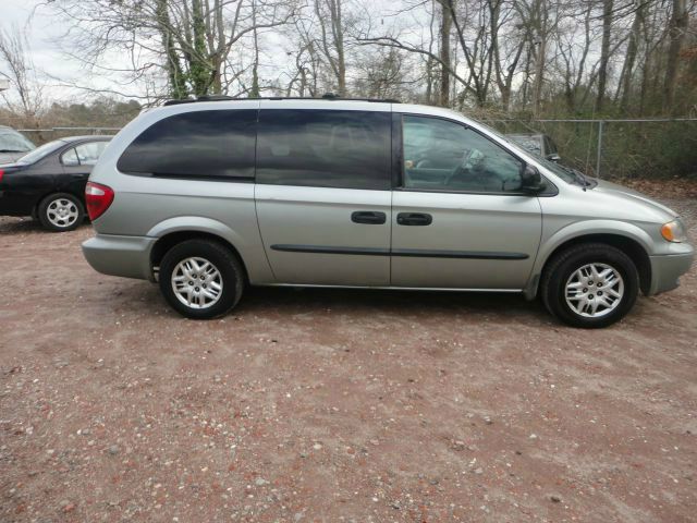 Dodge Grand Caravan 2004 photo 8