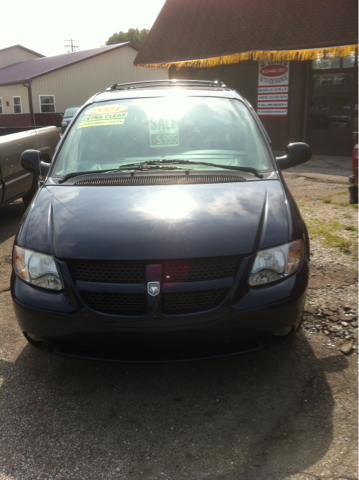 Dodge Grand Caravan 2004 photo 1