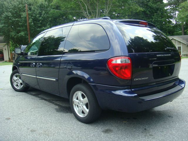 Dodge Grand Caravan 2004 photo 12