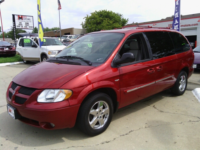 Dodge Grand Caravan 2004 photo 1