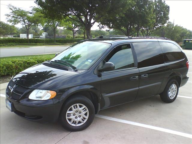 Dodge Grand Caravan 2004 photo 3