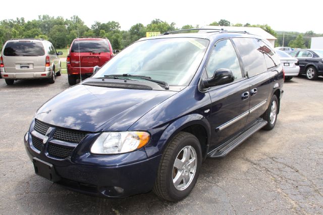 Dodge Grand Caravan 2004 photo 4