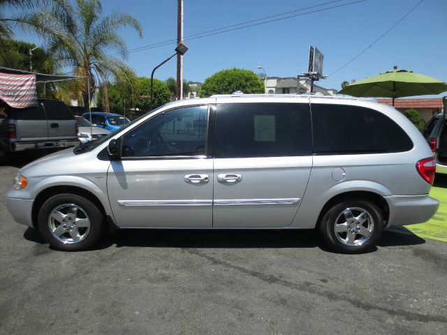 Dodge Grand Caravan 2004 photo 4